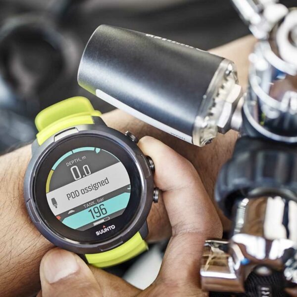 Suunto D5 Black Lime - Action - Dive Computer Freediving Scuba Diving Spearfishing - Diversworld Online Cairns Australia